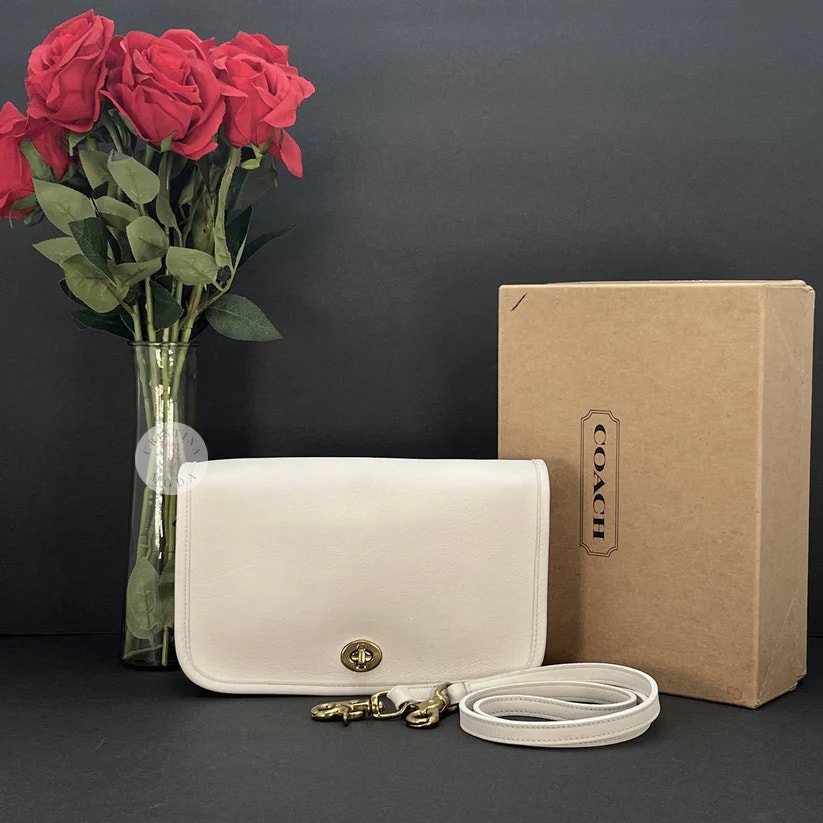 Vintage Coach Pocket Purse 9755 White Usa 1995
